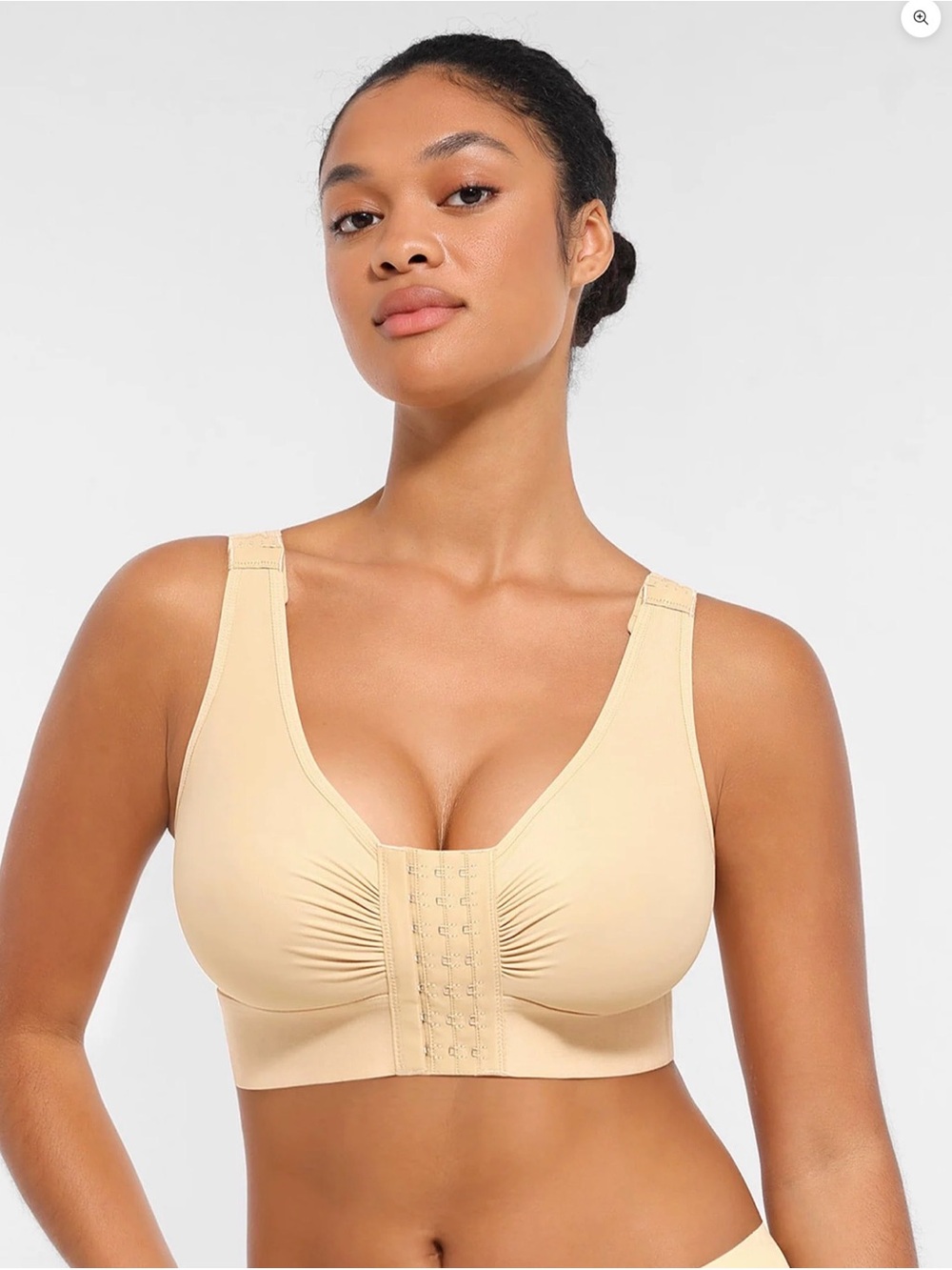 FeelinGirl Front Clasp Wirefree Beige Large Bra new with tags